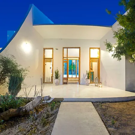 Βίλα Villa Ixia *